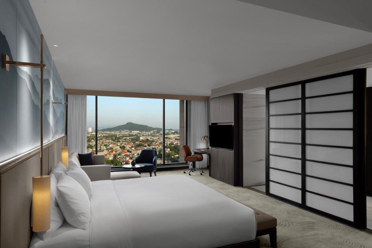 Crowne Plaza Vinh Yen City Centre By Ihg 외부 사진