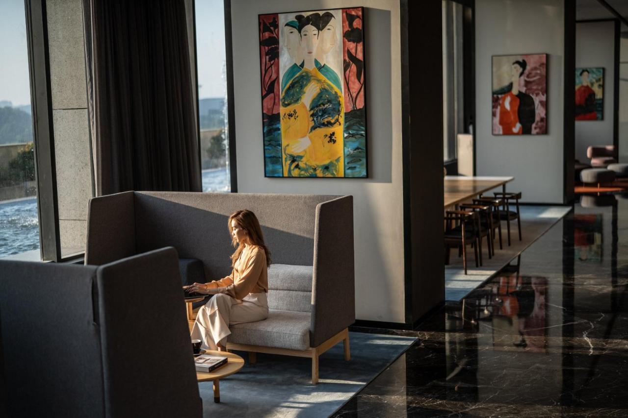 Crowne Plaza Vinh Yen City Centre By Ihg 외부 사진
